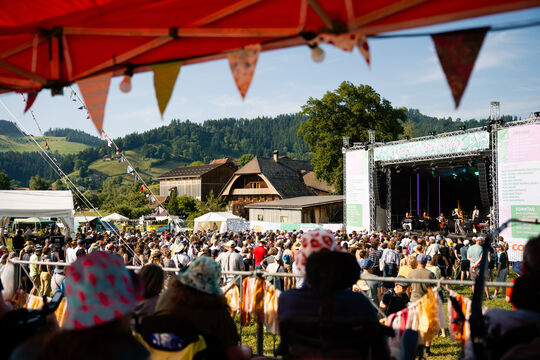 Saecketoeri by Simon Boschi