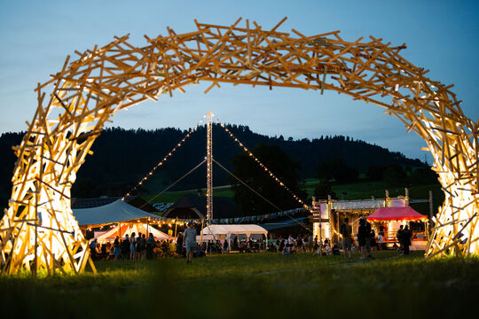 Saecketoeri4 by Simon Boschi