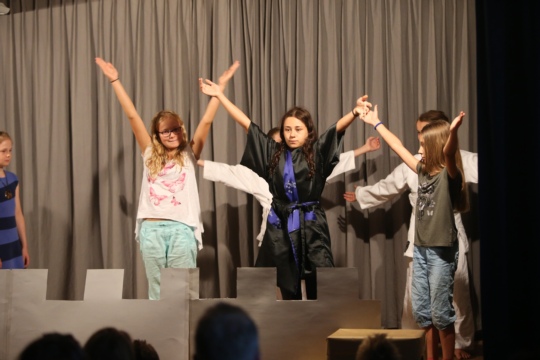 edb1422308f0d21ef985f88b496699c6.jpg