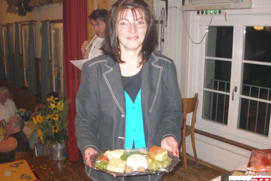 edba9ccd0899cccd4653fd761296be7a.jpg