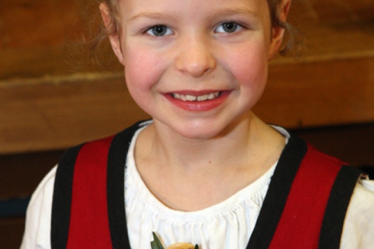 ee361720e1f4d80be24a161af1f838b4.jpg