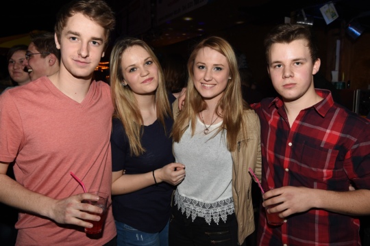 ef4cd4b3d2f9c5f6d25179b857a25a06.jpg