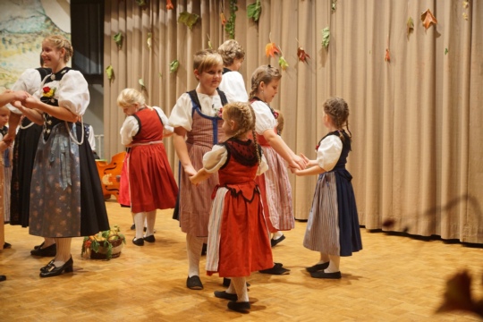 ef9f09d96fae4297623923e247422457.jpg