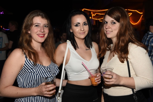 f10439dc19eac7dd3fa8552ba7a4e6e1.jpg