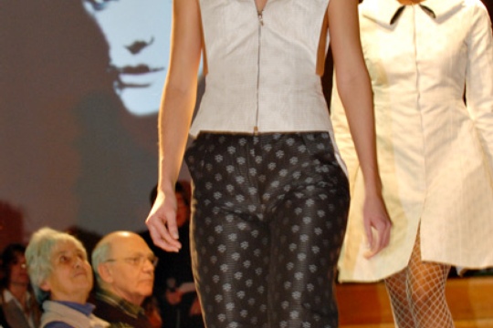 f2c5985081cc7538debd87da78eaeff3.jpg