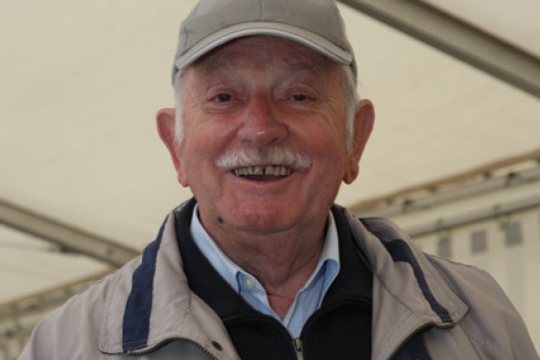 f3cf2d8540dda715de3b32514639d8e0.jpg