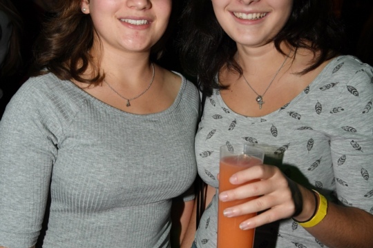 f50a0e66038f3a60e08f3f7a4017fce7.jpg