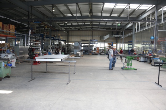 f5e42ab9401136ddf892253d5edcb9cb.jpg