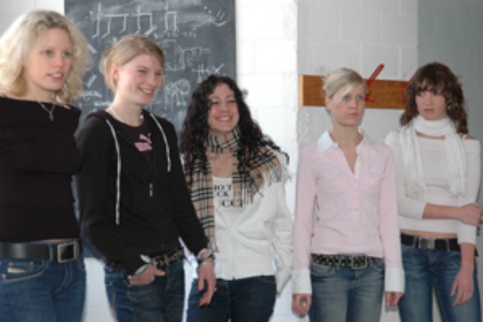 f77b05a0c830c23f26b08efd894be517.jpg