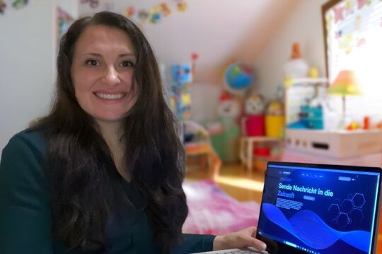 Bild &laquo;Wie w&uuml;rden Sie auf eine Nachricht Ihres fr&uuml;heren Ichs reagieren?&raquo;