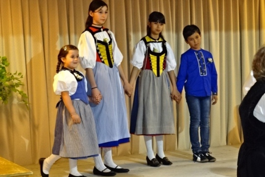 f92775442fa95e8b507c7d0861da4e5b.jpg