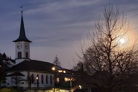 Kirche Grosshöchstetten Nacht.jpg