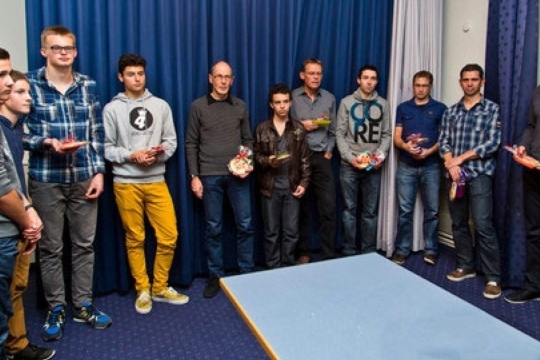fbb2784aedf66f7490f4c0d63b389b10.jpg