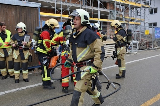 fbfd52fc11ad298eab37c256ac9aa4b7.jpg