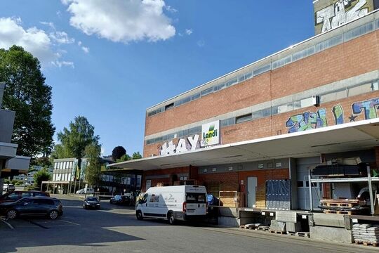 Bahnhofplatz Bolligen 2