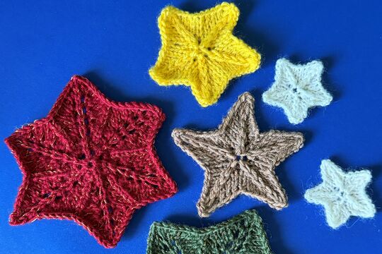 Bild-gestrickte-Sterne.jpg