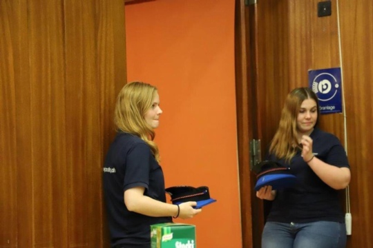 fd03678a7006d77cae1ea423ead251bf.jpg