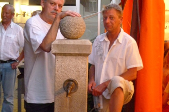 fdf142e0c137abfdb8cc7719868c3573.jpg