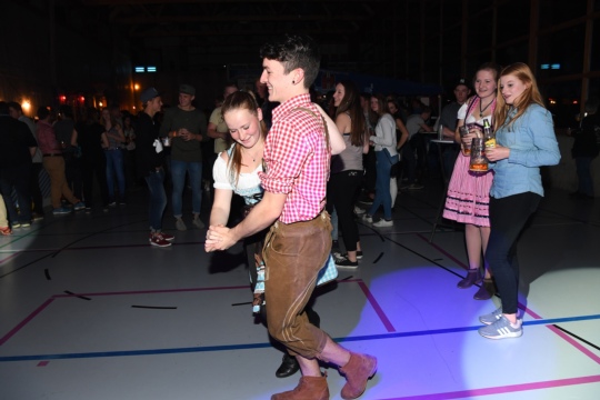 fe8852cbdf70117aae596fb0df768227.jpg